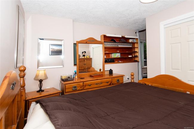 suite bedroom | Image 12