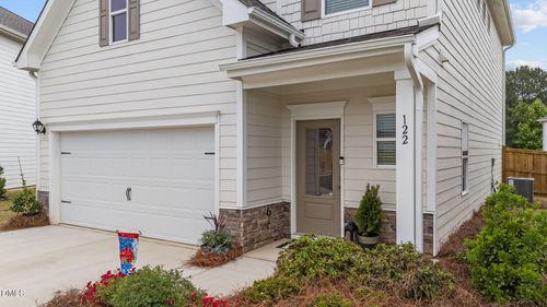 122 Commons Circle, Clayton, NC, 27520 | Card Image