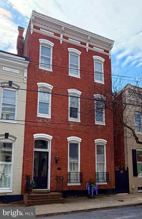 232 E 2nd St, FREDERICK, MD, 21701-3801 | Card Image
