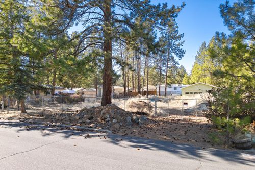 60929 Alpine Dr, Bend, OR, 97702-9079 | Card Image