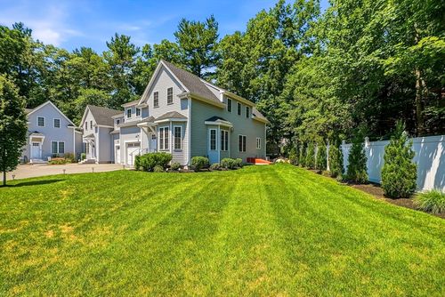 2-2 Harmon Rd, Franklin, MA, 02038-2457 | Card Image