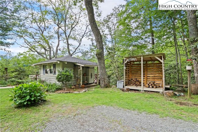 157 Twisted Laurel Ln, House other with 3 bedrooms, 2 bathrooms and null parking in Blowing Rock NC | Image 10