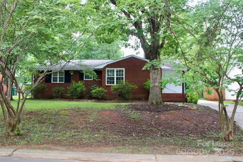 4112 Castlewood Rd, Charlotte, NC, 28209-4543 | Card Image