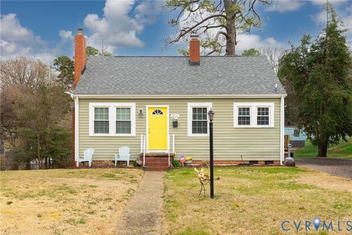 911 Floral Ave, Colonial Heights, VA, 23834-3313 | Card Image