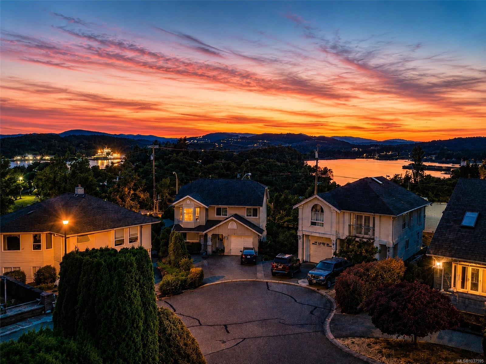 Residential in Esquimalt 3