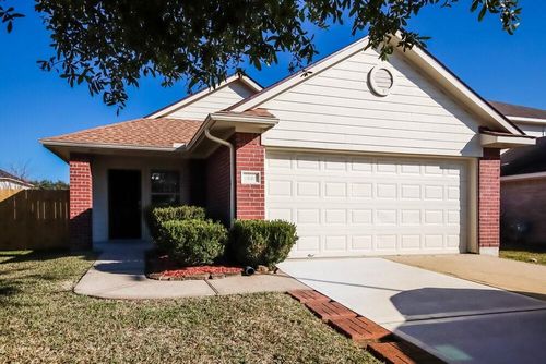 4435 Plumeria Ave, Baytown, TX, 77521-5511 | Card Image