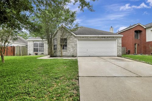 1930 Greenbriar Colony Drive, Houston, TX, 77032 | Card Image