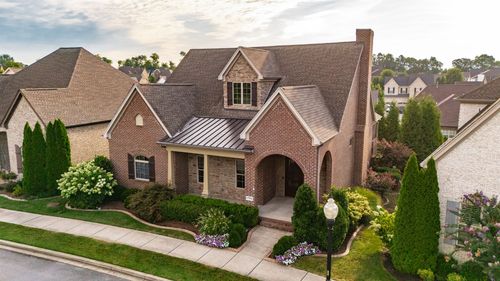 1701 Noah Ln, Gallatin, TN, 37066-7609 | Card Image