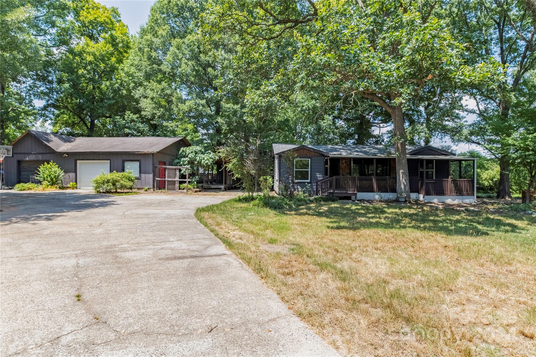 Mint St, Charlotte, NC 28214