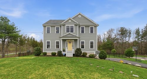 925 Pleasant St, Attleboro, MA, 02703 | Card Image