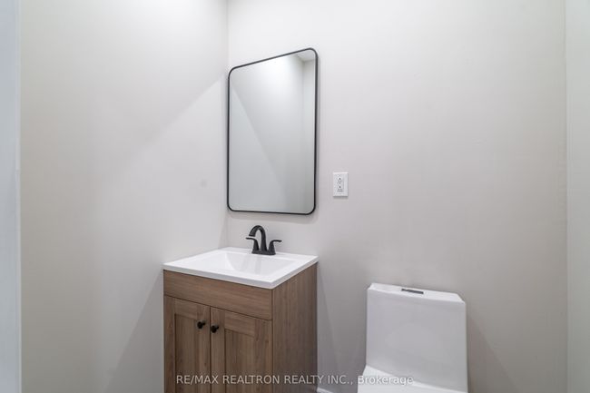 1181 Dovercourt Rd, House other with 5 bedrooms, 3 bathrooms and null parking in Toronto ON | Image 13