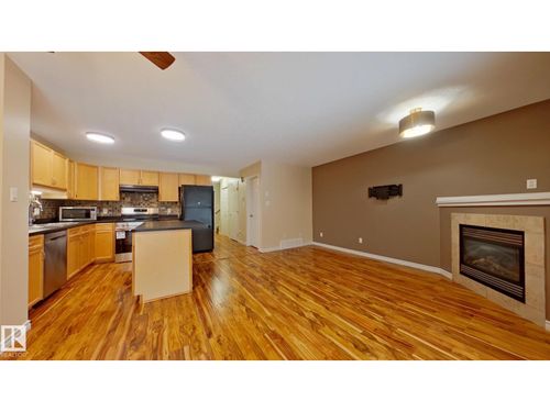 1148 Barnes Way Sw, Edmonton, AB, T6W1J4 | Card Image