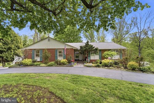 1811 Sharon Rd, JENKINTOWN, PA, 19046-1124 | Card Image