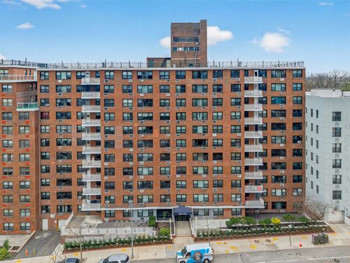 9j-123-40 83rd Ave, Kew Gardens, NY, 11415 | Card Image