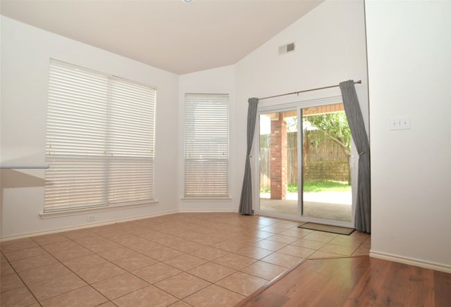 12717 Old Macgregor Ln, House other with 4 bedrooms, 2 bathrooms and null parking in Fort Worth TX | Image 12