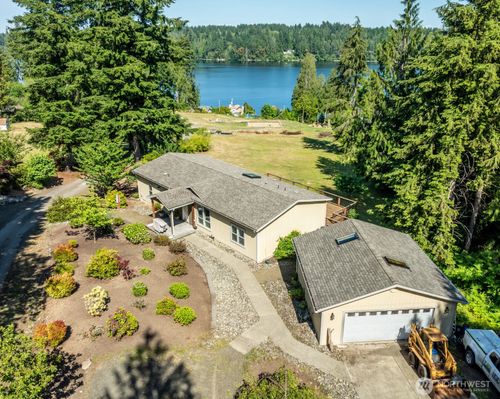 180 E Osprey Ln, Shelton, WA, 98584-7337 | Card Image