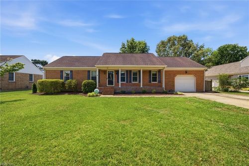 711 Waterstock Ct, Chesapeake, VA, 23322-9033 | Card Image