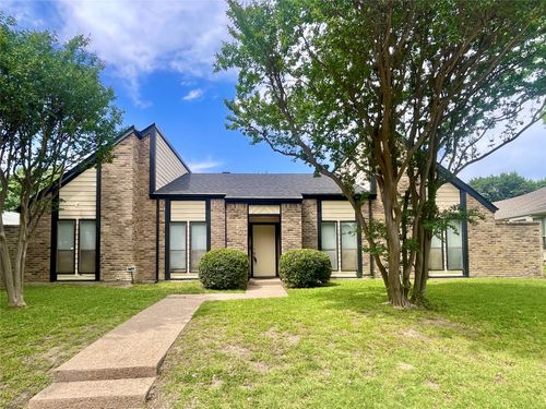 9931 Chimney Hill Ln, Dallas, TX, 75243-2903 | Card Image