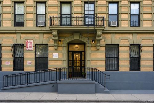 5c-207 West 144th Street, New York, NY, 10030 | Card Image