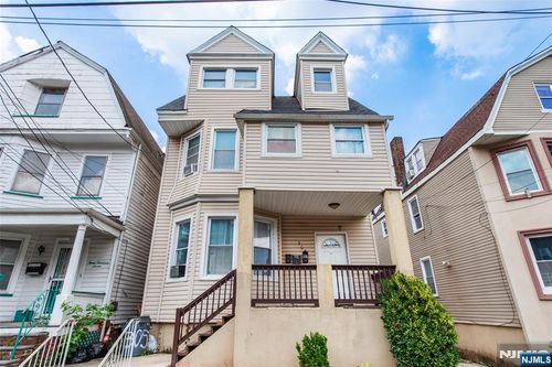 305 S 11th St, Newark, NJ, 07103-1911 | Card Image