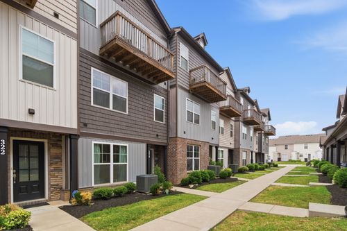 324 Jerry Butler Dr, La Vergne, TN, 37086-1701 | Card Image
