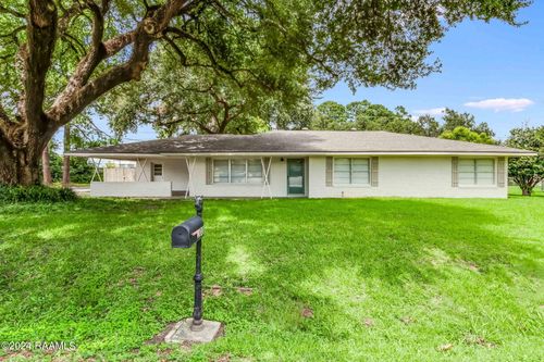 200 Montrose Ave, Lafayette, LA, 70503-3822 | Card Image