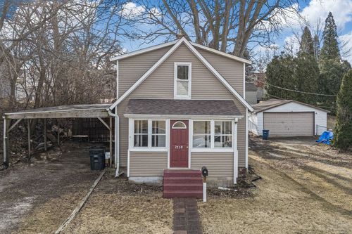 2738 11th Avenue C, Moline, IL, 61265 | Card Image
