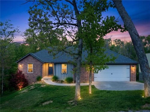 17 Mawnan Cir, Bella Vista, AR, 72714-1733 | Card Image