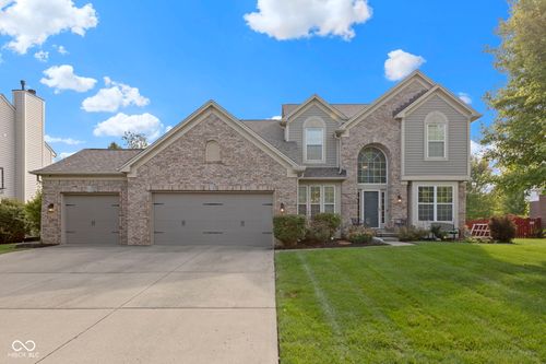 11777 Suncatcher Dr, Fishers, IN, 46037-7894 | Card Image