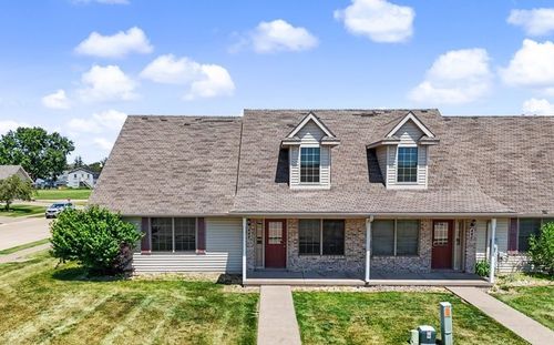444 Celeste Cir, Blue Grass, IA, 52726-9621 | Card Image