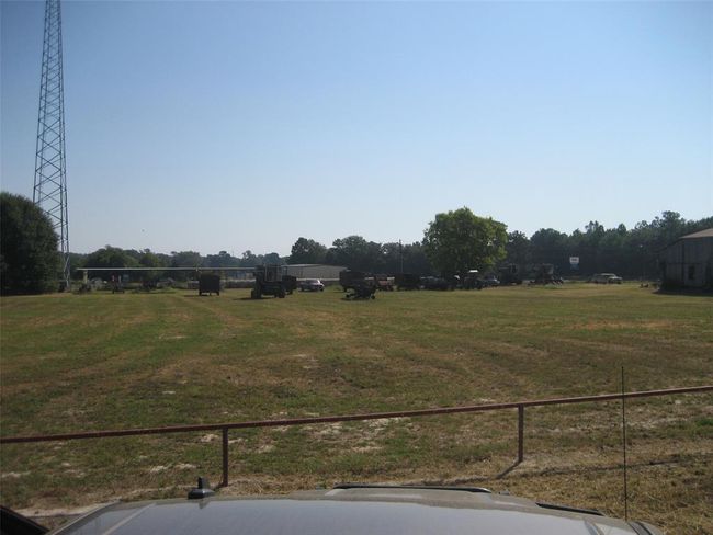 391 Fm 2423, Home with 0 bedrooms, 0 bathrooms and null parking in Grapeland TX | Image 5