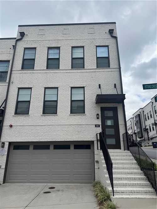 886 Stone Crest Rd, Atlanta, GA, 30324-5673 | Card Image