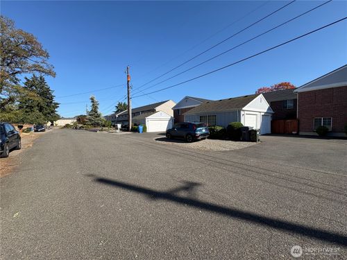 6424 Montclair Ave Sw, Lakewood, WA, 98499-1511 | Card Image