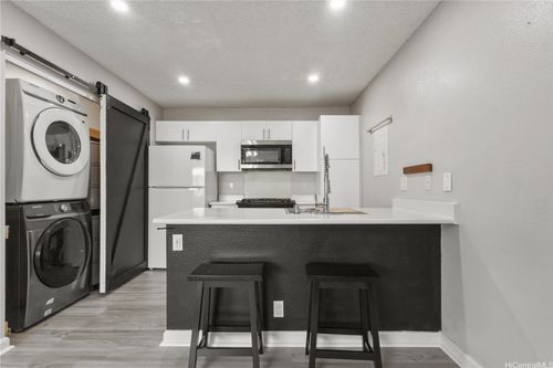 apt-18t-91-1014 Mikohu St, Ewa Beach, HI, 96706-3814 | Card Image