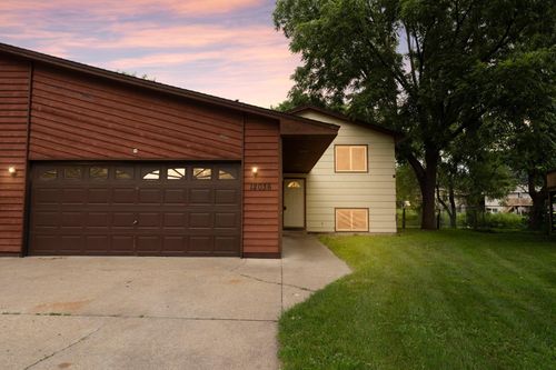12034 Ibis St Nw, Coon Rapids, MN, 55448-1927 | Card Image