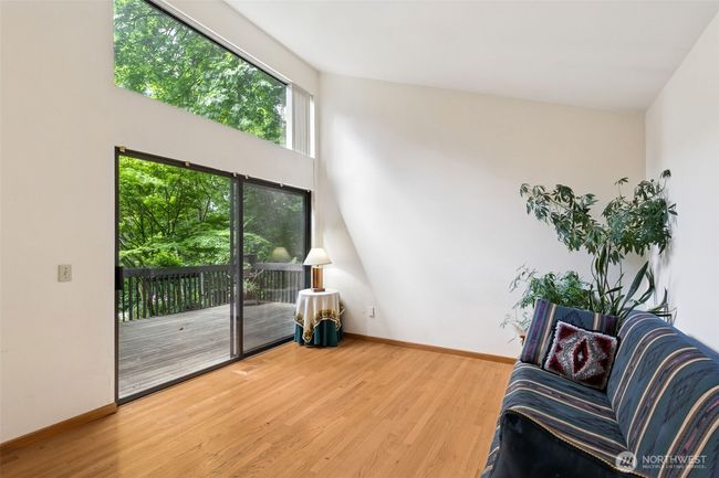 5019 E Mercer Way, House other with 4 bedrooms, 3 bathrooms and 2 parking in Mercer Island WA | Image 5