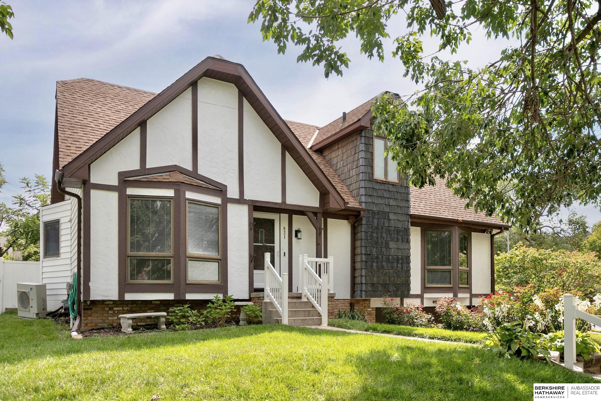 154th St, Omaha, NE 68154