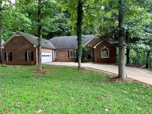 5035 Hamptons Club Dr, Alpharetta, GA, 30004-3901 | Card Image