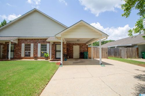 1822 Oakleaf Ln, Center Point, AL, 35215-5803 | Card Image