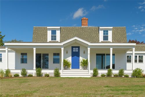 32 Arrowhead Dr, Tiverton, RI, 02878-4702 | Card Image