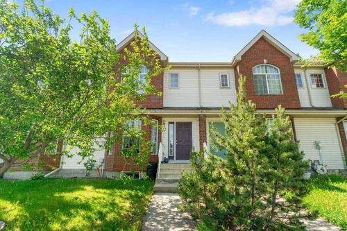 12 Pinnacle Avenue, Grande Prairie, AB, T8W2W6 | Card Image
