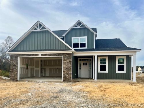 111 Ironbark Dr, Raeford, NC, 28376-3264 | Card Image