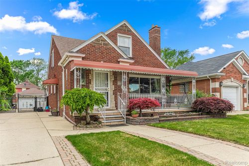 5835 Oakman Blvd, Dearborn, MI, 48126-2325 | Card Image