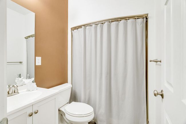37231 Glenbrook Dr, Condo with 2 bedrooms, 2 bathrooms and null parking in Clinton Township MI | Image 22