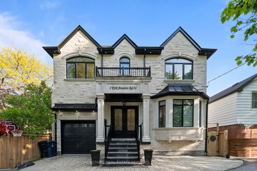 5 Kirk Bradden Rd W, Etobicoke, ON, M8Y2G1 | Card Image