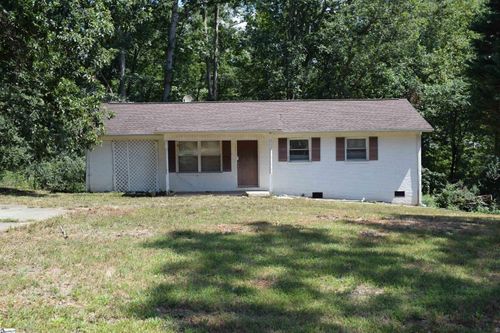 111 Mary Ann Rd, Grover, NC, 28073-8716 | Card Image