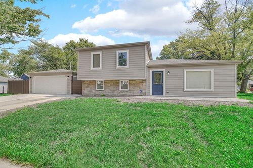 22456 Yates Ave, Sauk Village, IL, 60411-5617 | Card Image