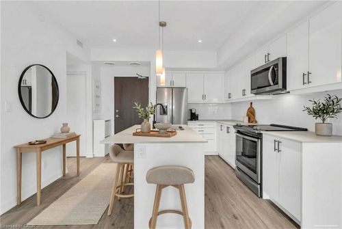 508-16 Markle Crescent, Ancaster, ON, L9G0H4 | Card Image
