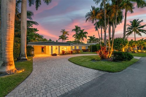 2840 Ne 17th Ave, Wilton Manors, FL, 33334-4331 | Card Image