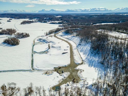5578 S Corkey Blvd, Wasilla, AK, 99623 | Card Image